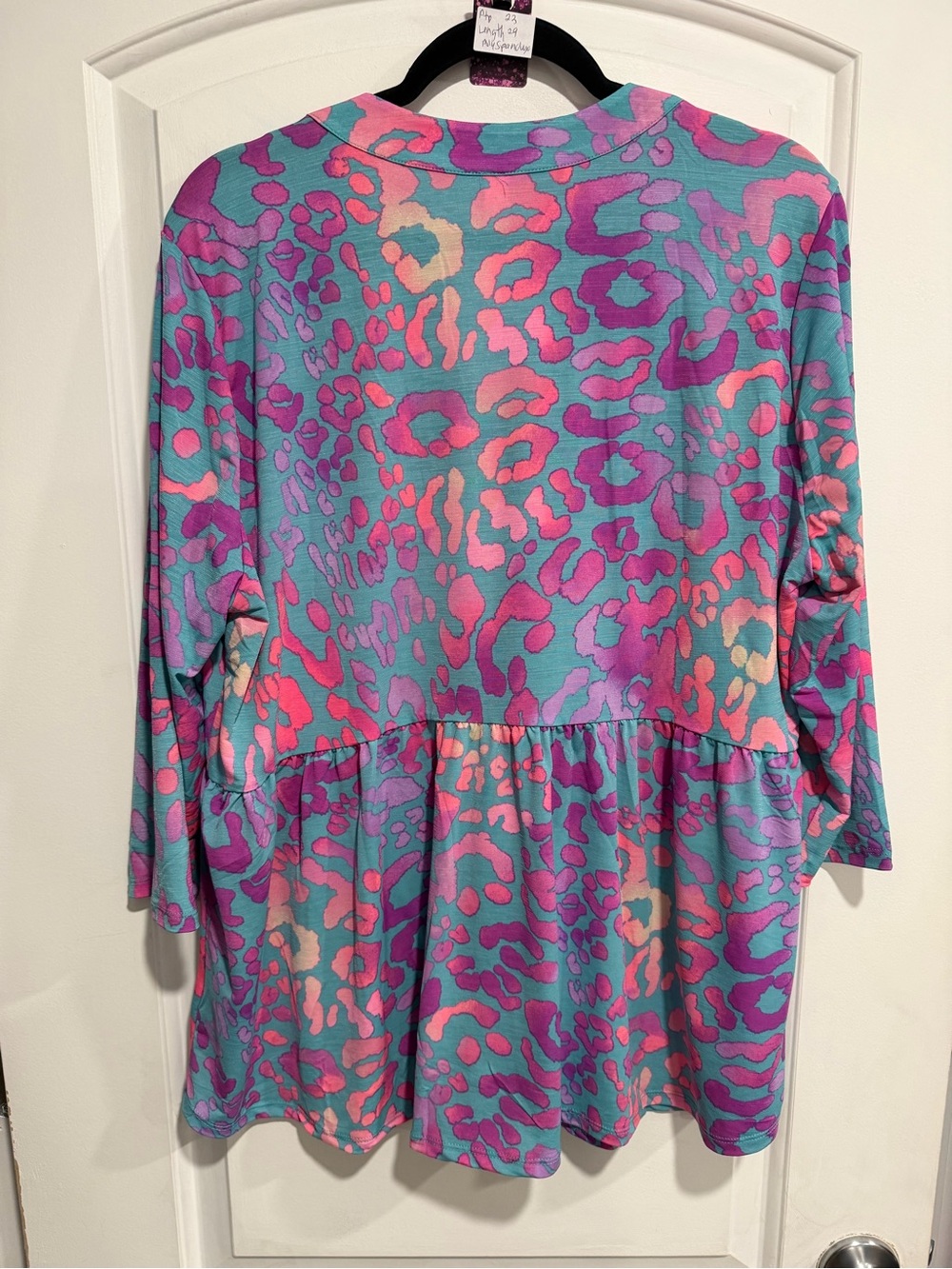 356 NWOT Dear Scarlett Vibrant Blue & Pink Animal-Print Peplum Tunic Size XL - Picture 3 of 6